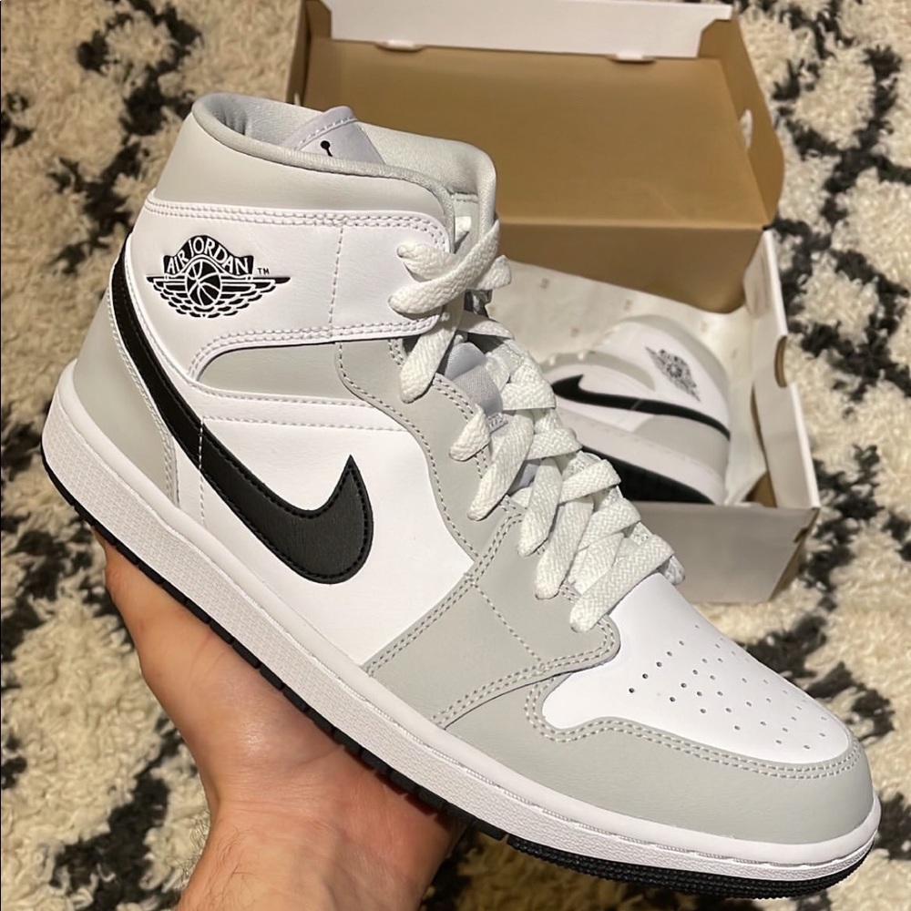 Brand new! 10 1/2 mens.